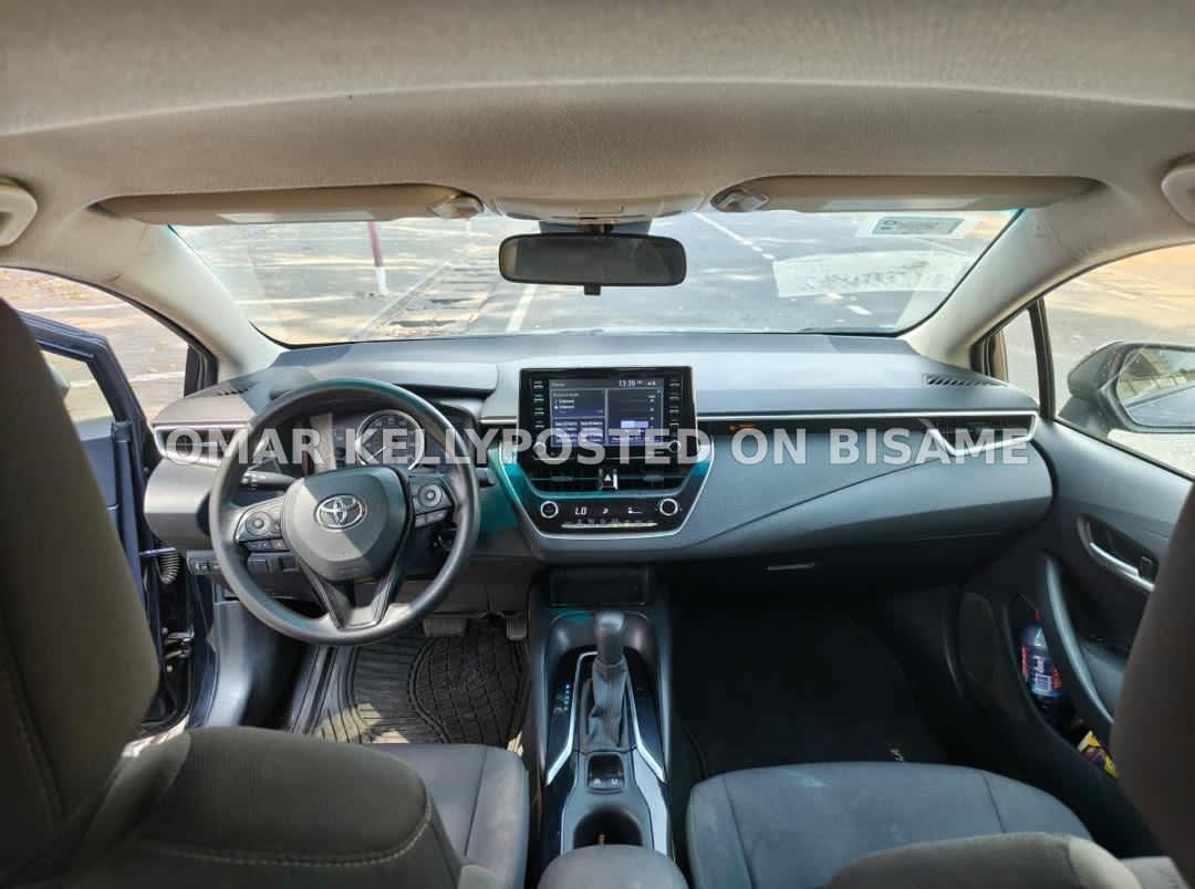 Toyota Corolla LE 2021