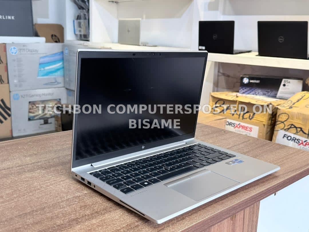 HP Elite book 840, 256GB, 16GB Ram, Silver