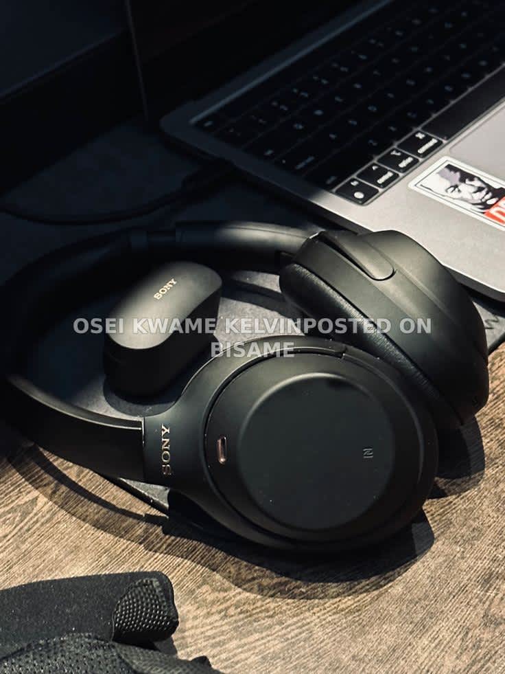 Sony WH-1000XM4 Headphones