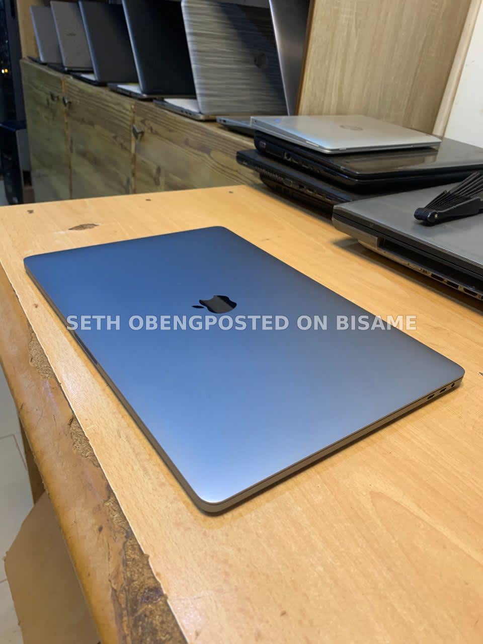 Apple MACBOOK PRO 2019 core i9, 16GB RAM, 256GB SSD - Used