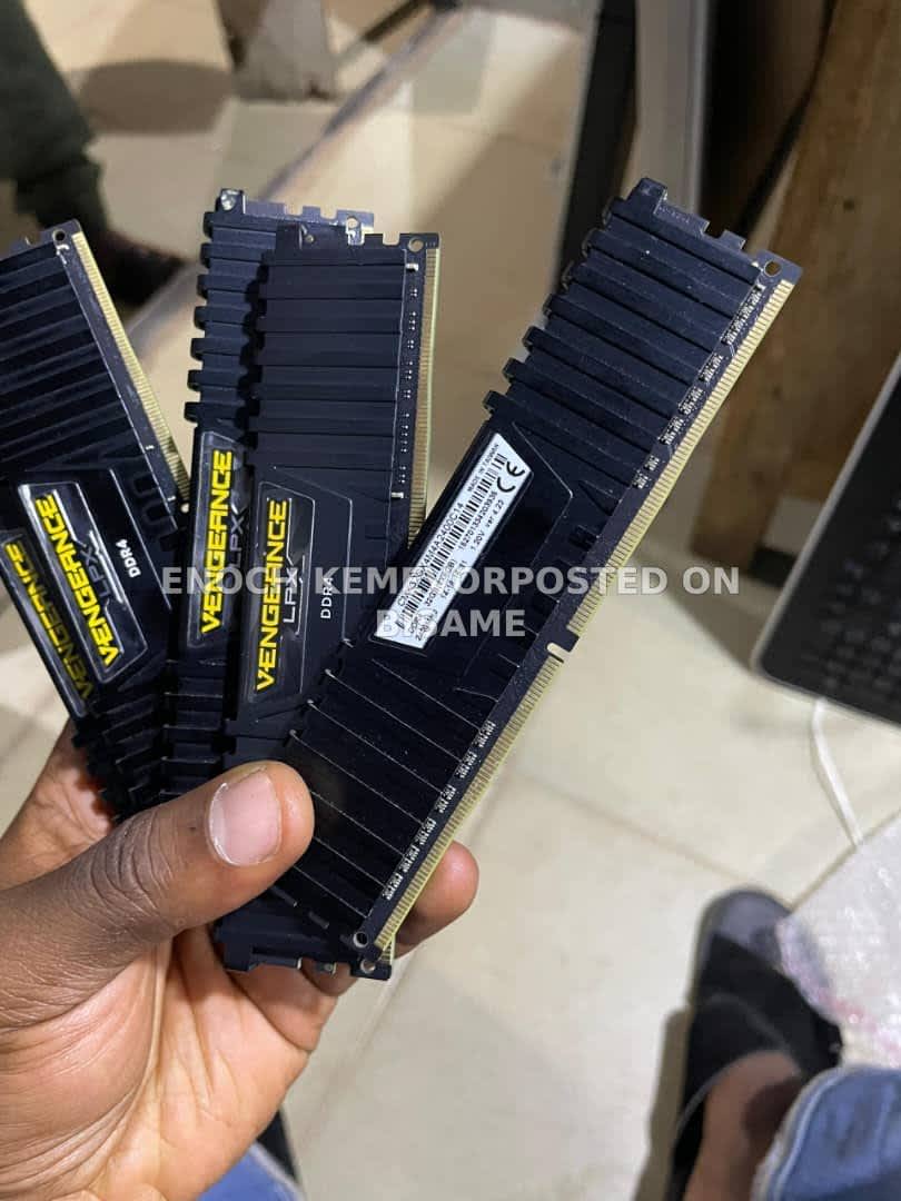 SHIELDED DDR4 RAM
