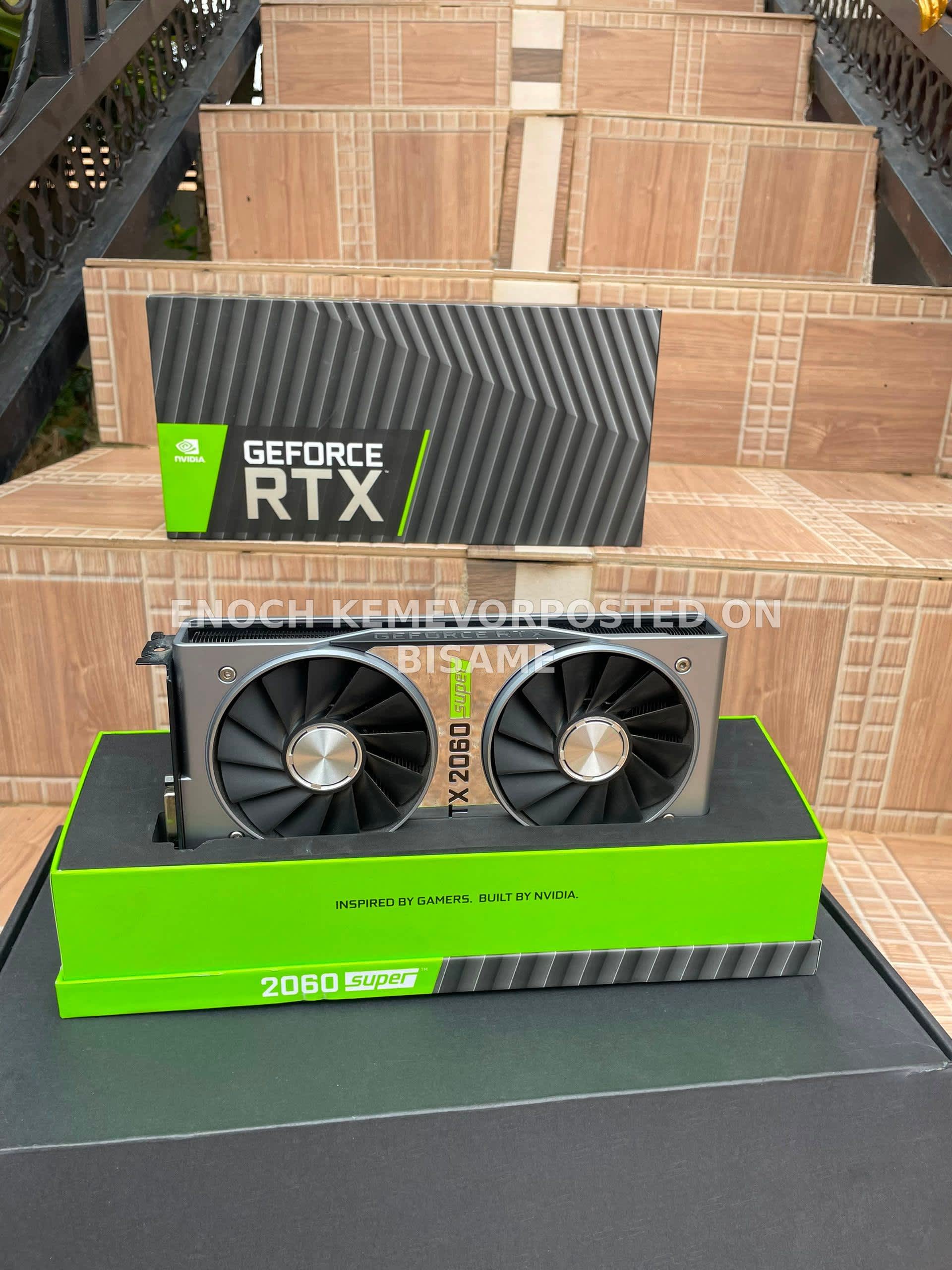 RTX 2060 SUPER FOUNDERS EDITION 8GB
