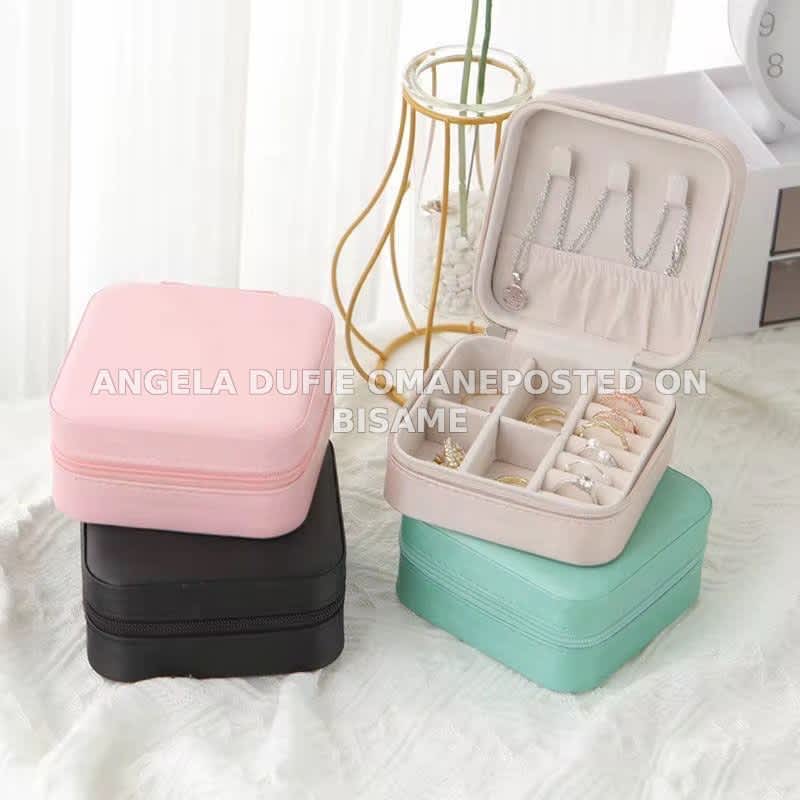 Jewelry box
