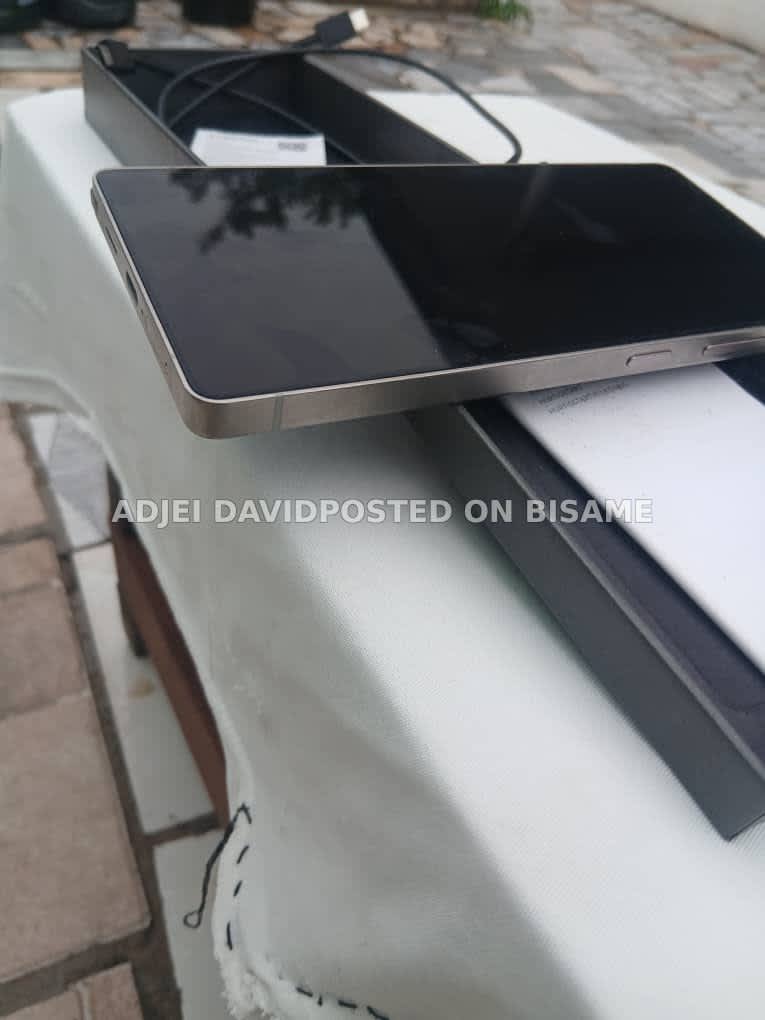 Samsung Galaxy S25 Ultra, 512GB, 12GB Ram, Black 