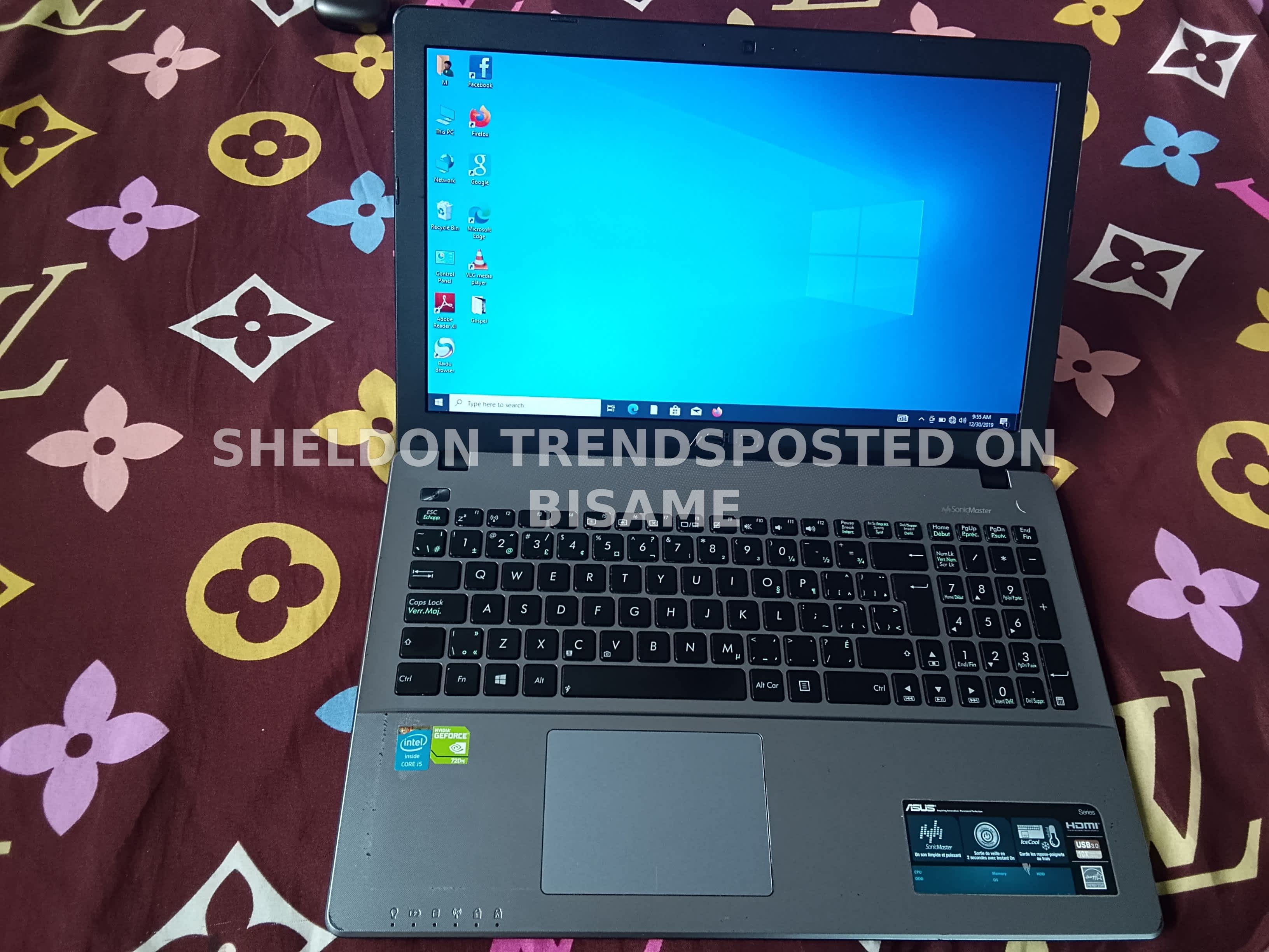 ASUS X550LC 4GB RAM 320GB HDD Used