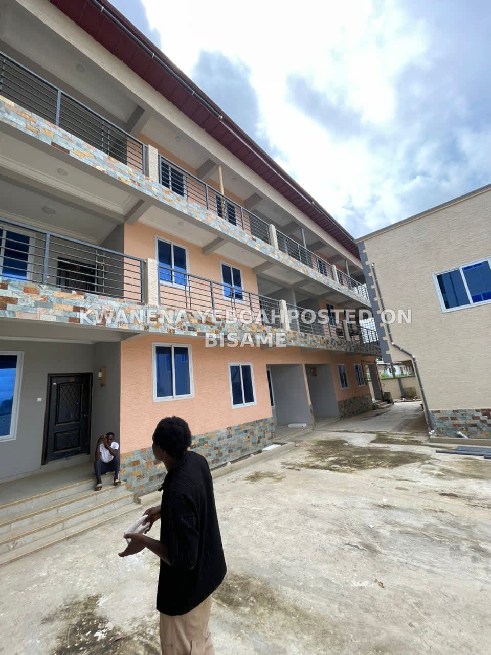 Executive single room self-contained for rent at Amasaman Obeyeyie