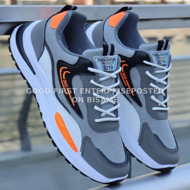 Casual Sneakers