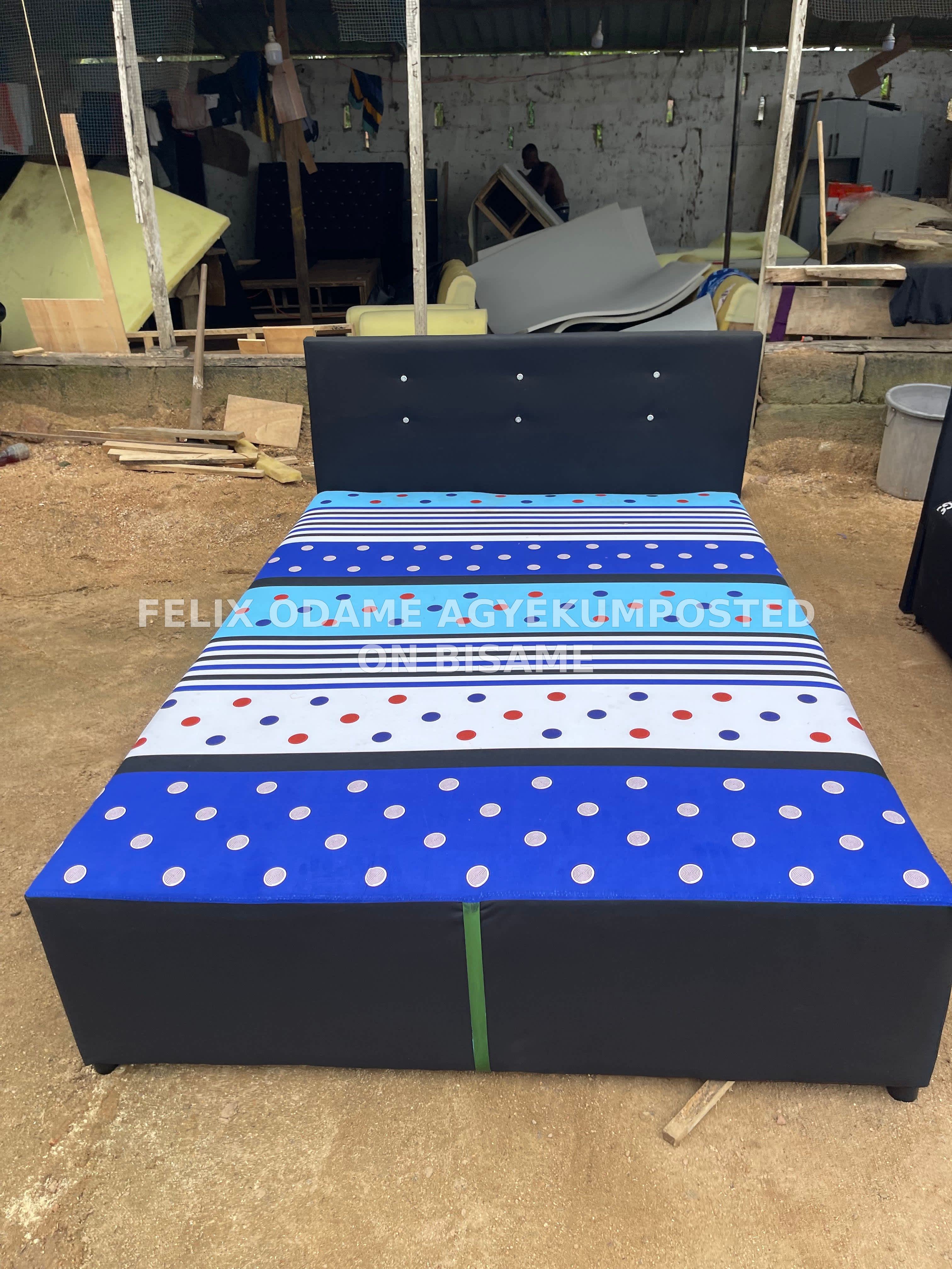 Double inbuilt bed