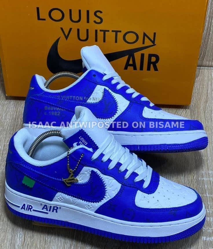 Nike Sneakers