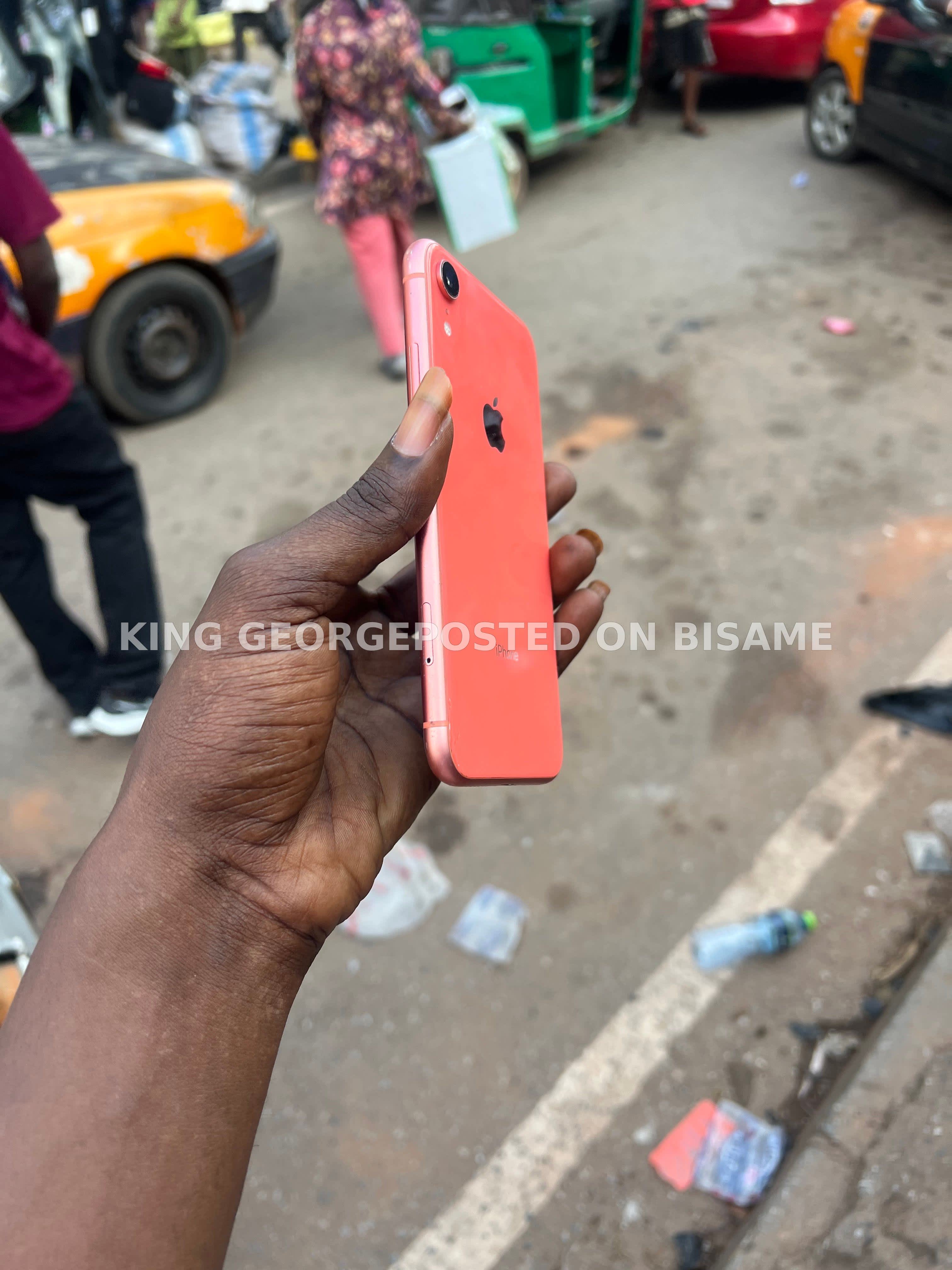 iPhone XR Face ID Error 3GB Ram 64GB Used Red