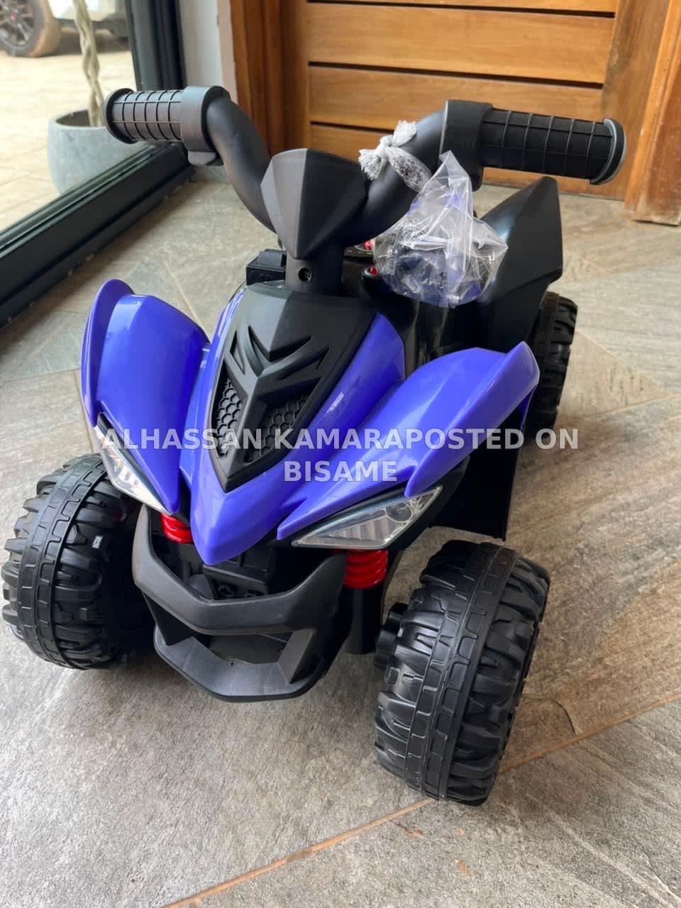Kiss Rechargeable 4 Wheel Electric Motorbike