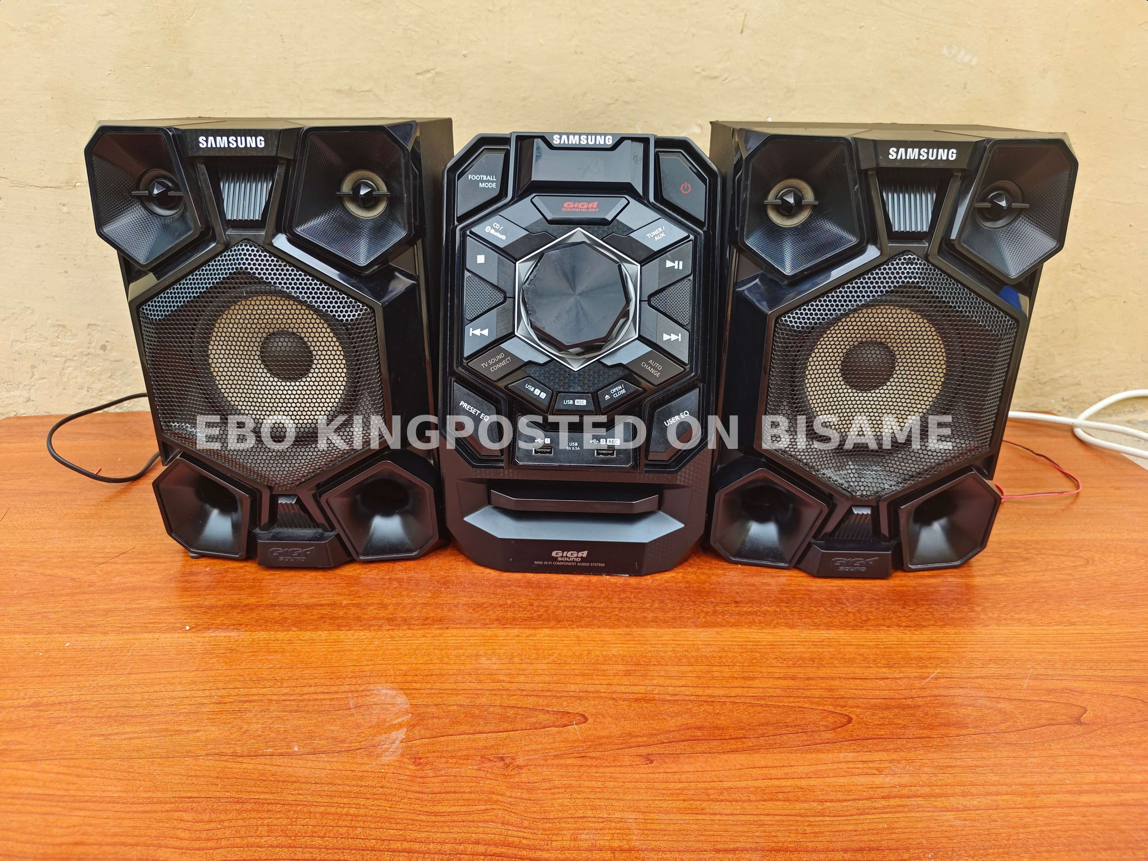 Samsung mini Giga sound system