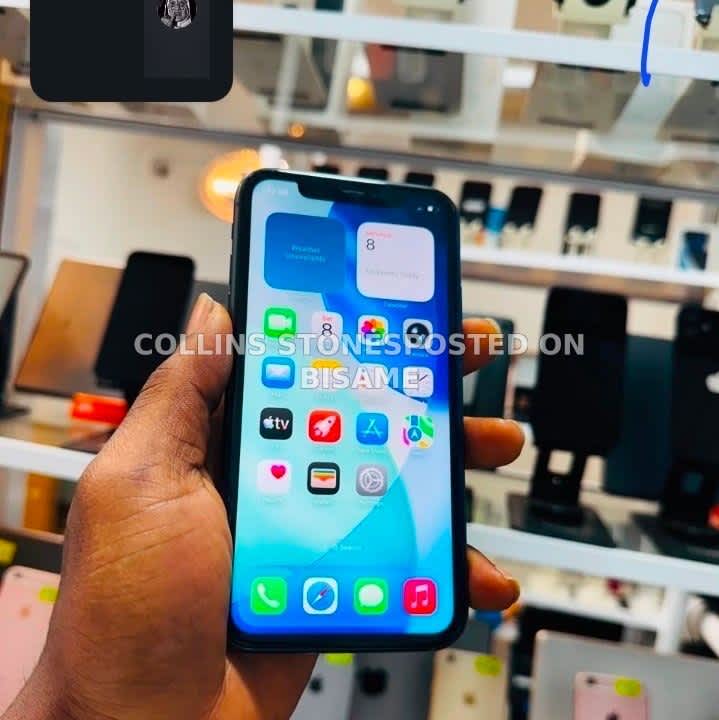 Apple iPhone 11 4GB Ram 64GB Used Black