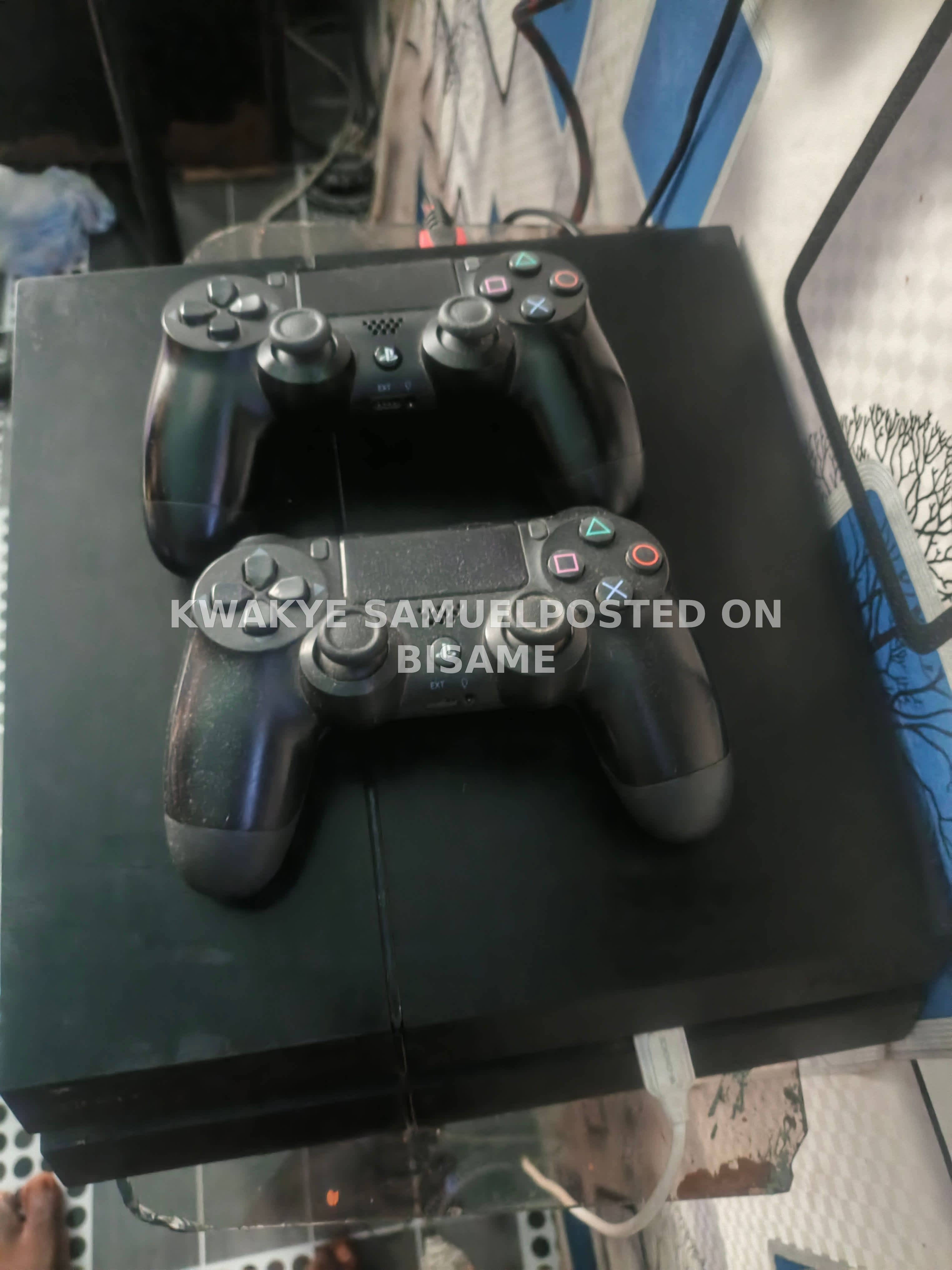 Sony PlayStation 4