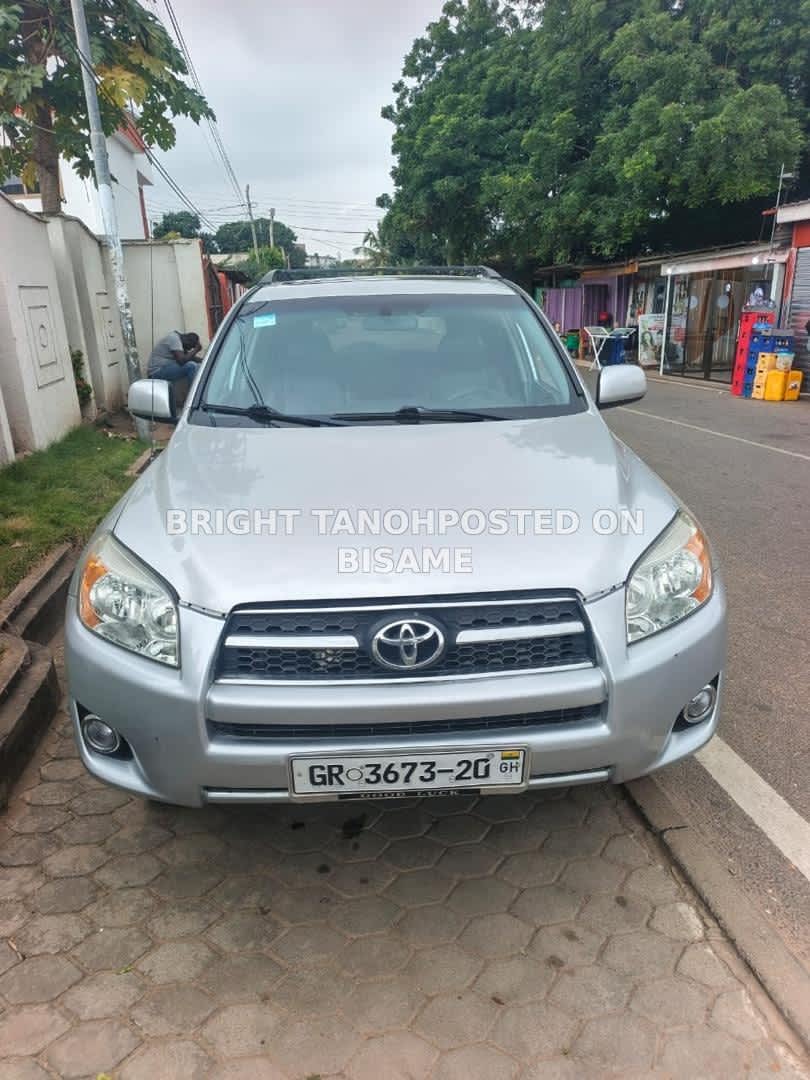 Toyota RAV4 2012 Ghanaian Used Silver 