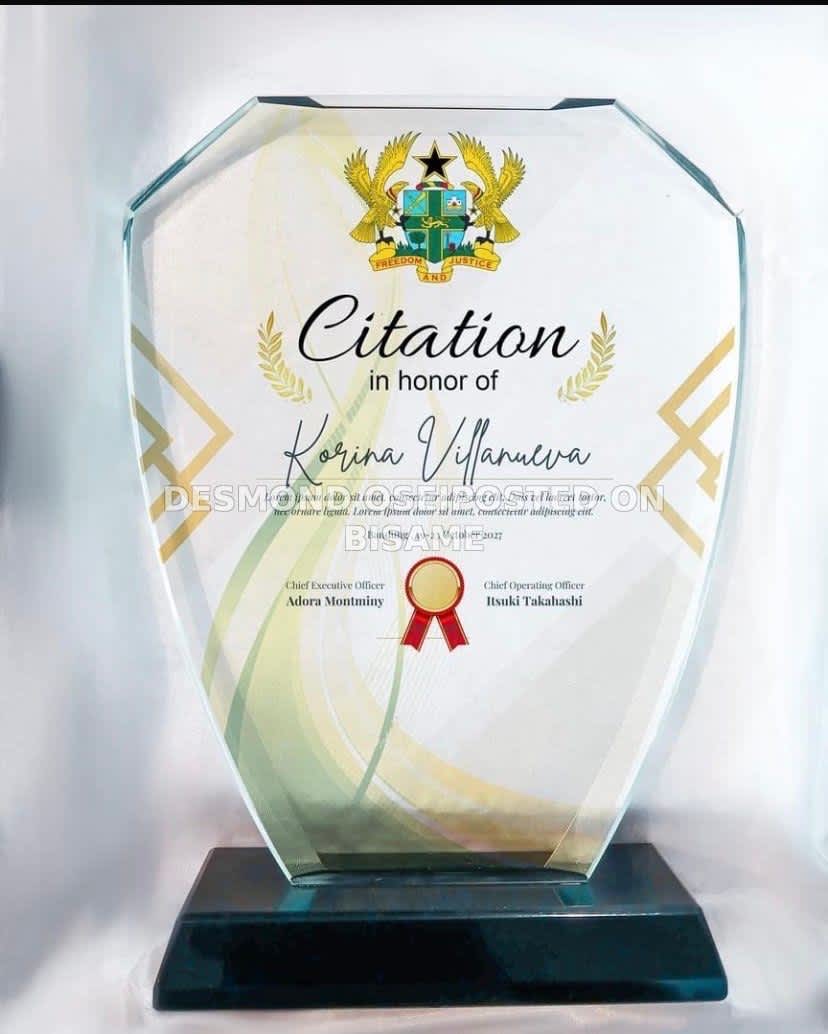 PLAQUE AWARD CUSTOMIZATION