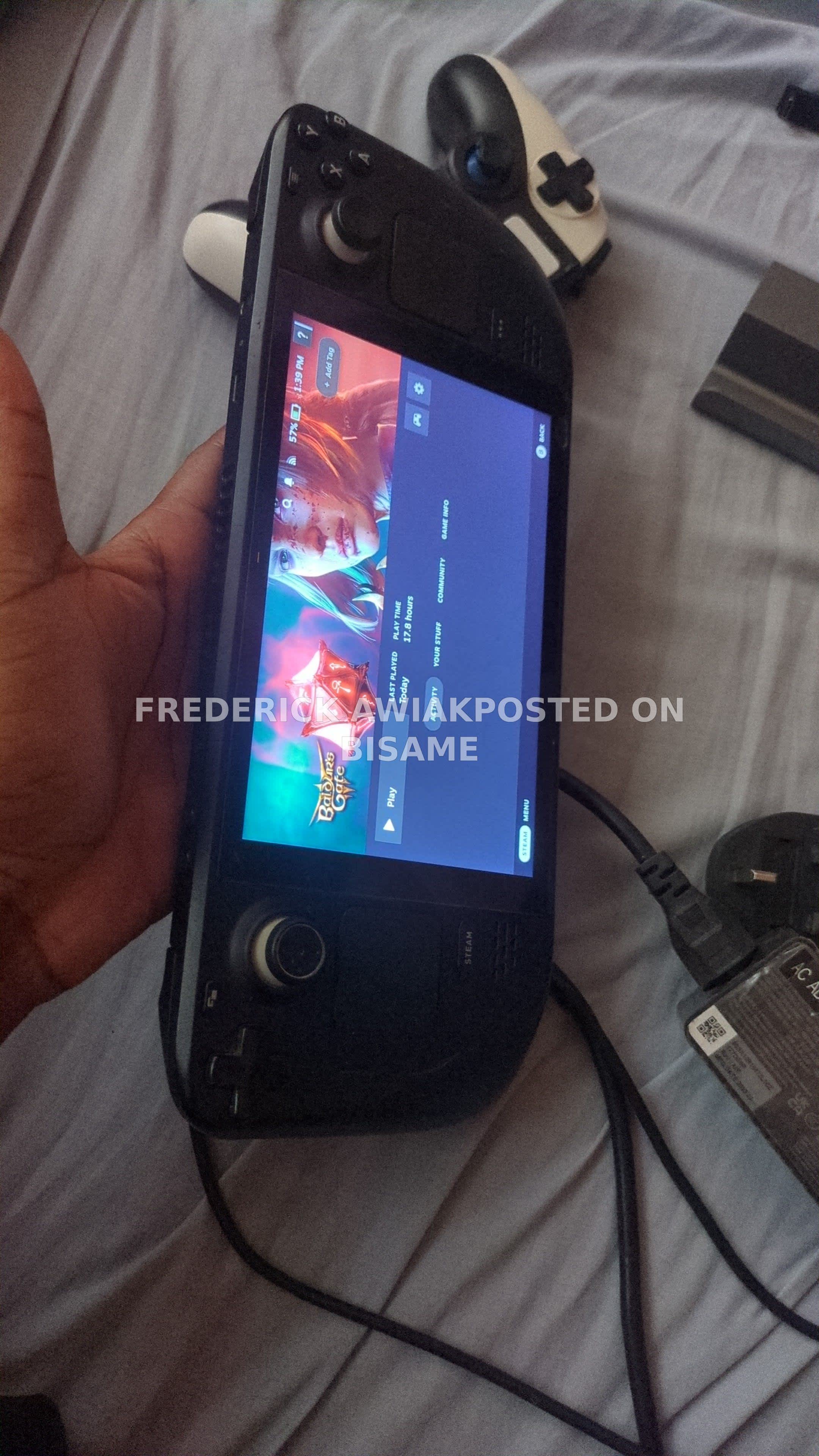 Steam Deck 512gb With Dock Controller and 256 SD Card