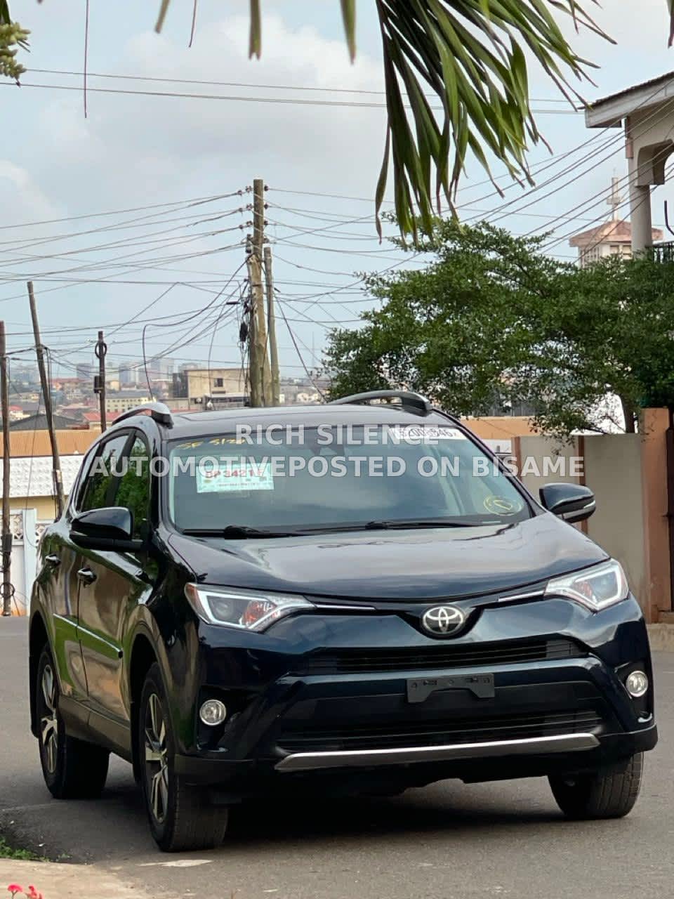 Toyota RAV4 XLE AWD 2018 Foreign Used Black