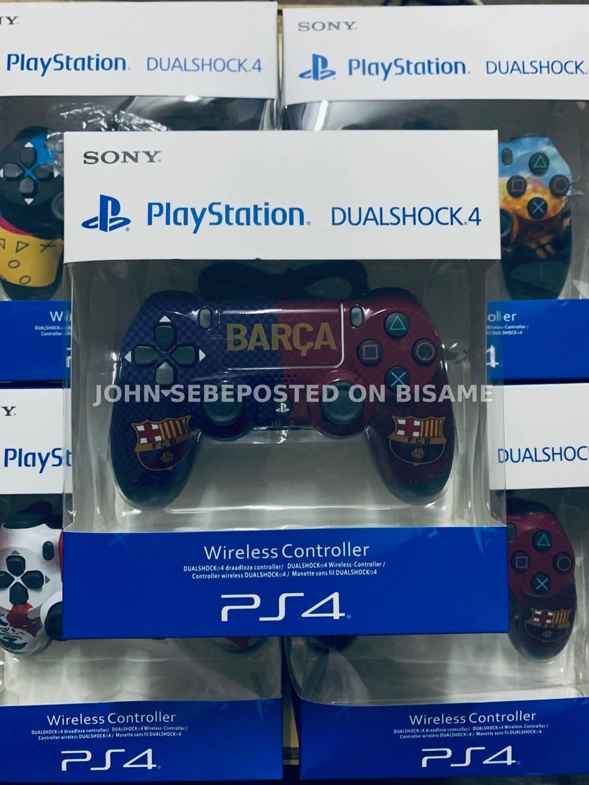 PS4 Controller
