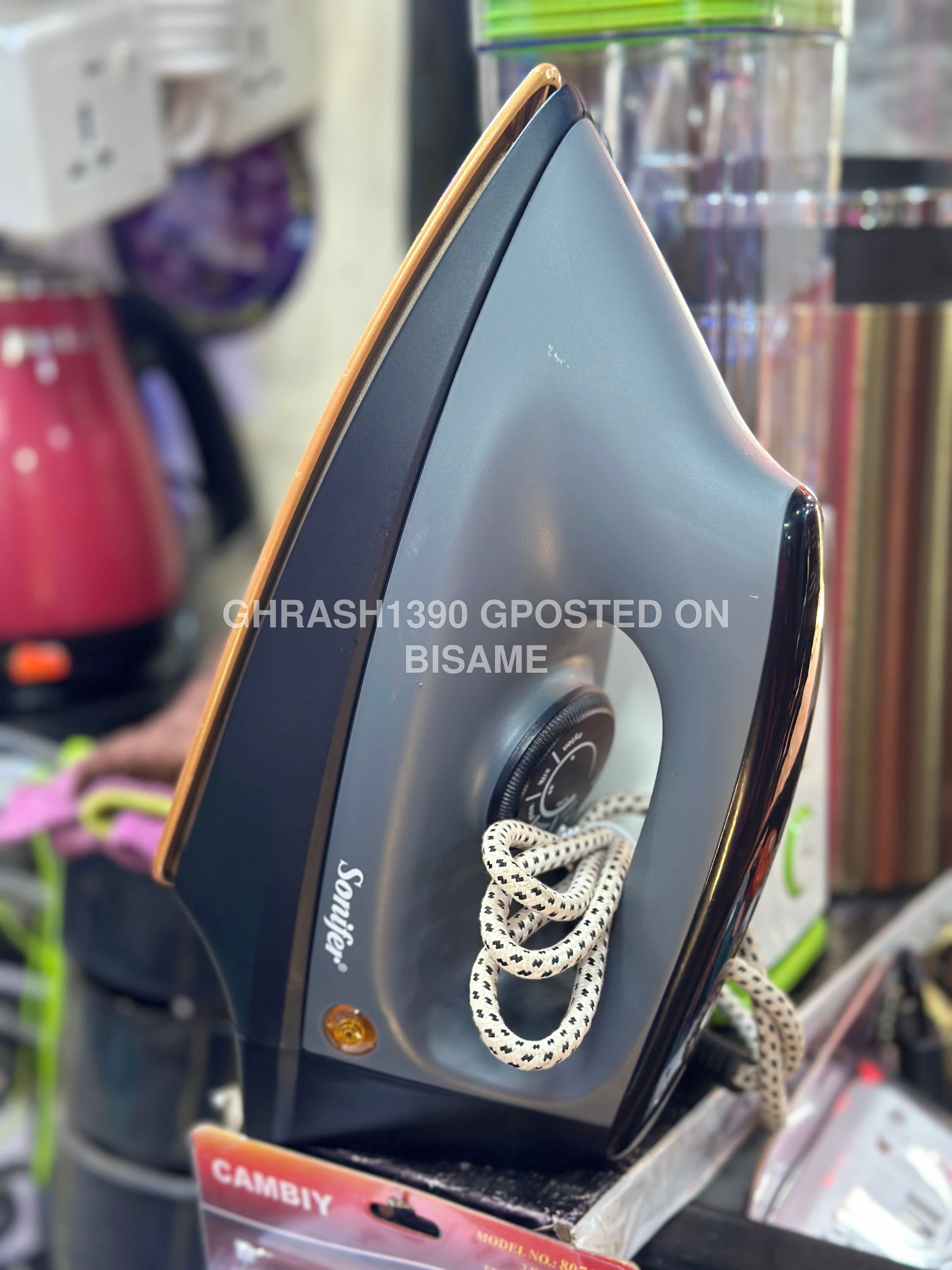 Electric dry iron