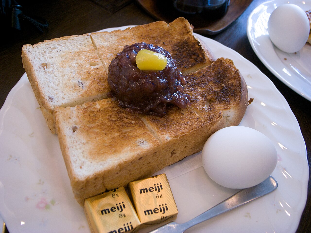 Ogura Toast (Nagoya Thick Toast with Butter and Sweet Red Bean Paste)