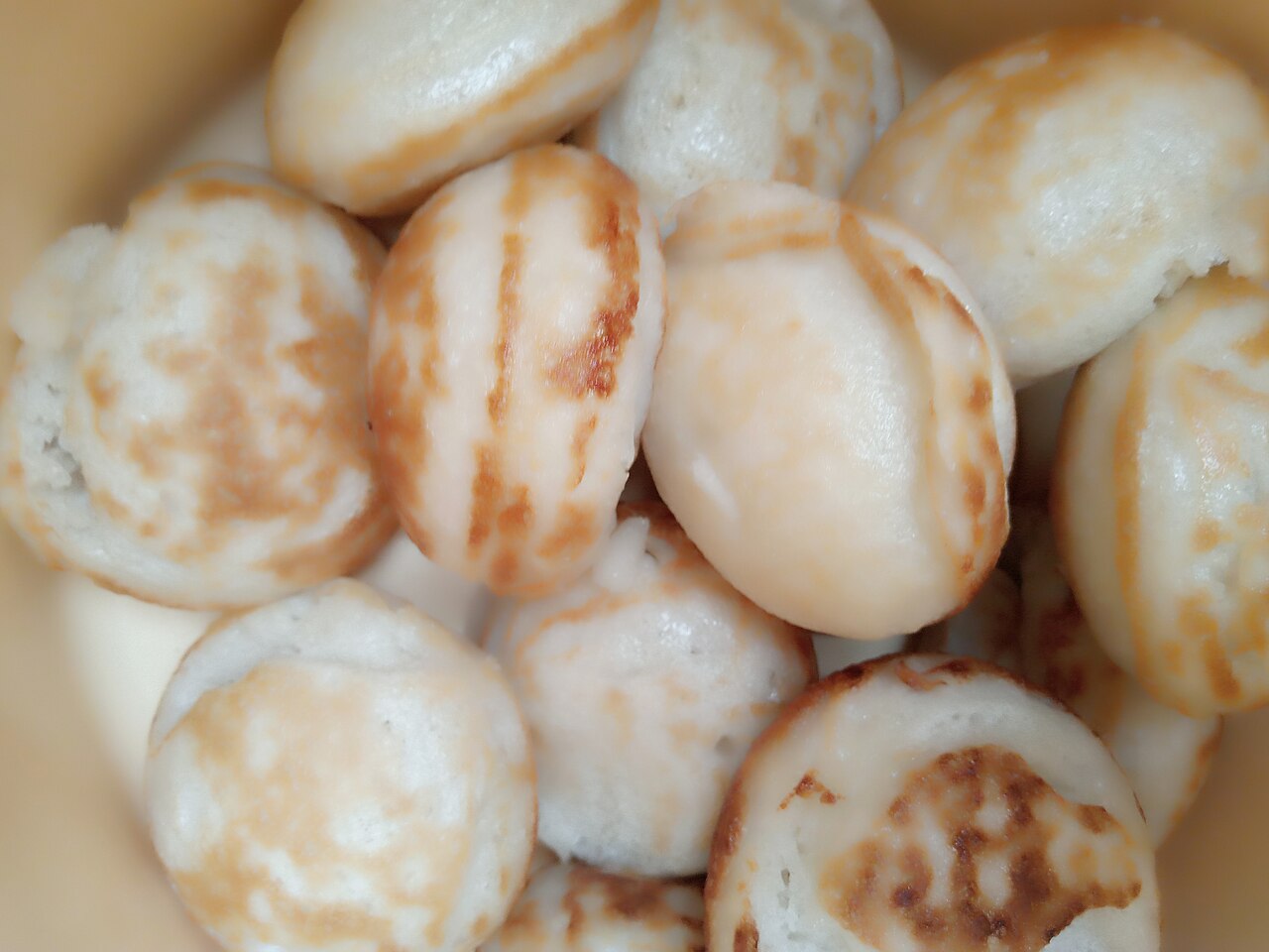 Masa (Hausa Fermented Rice Cakes with Yaji Spice)