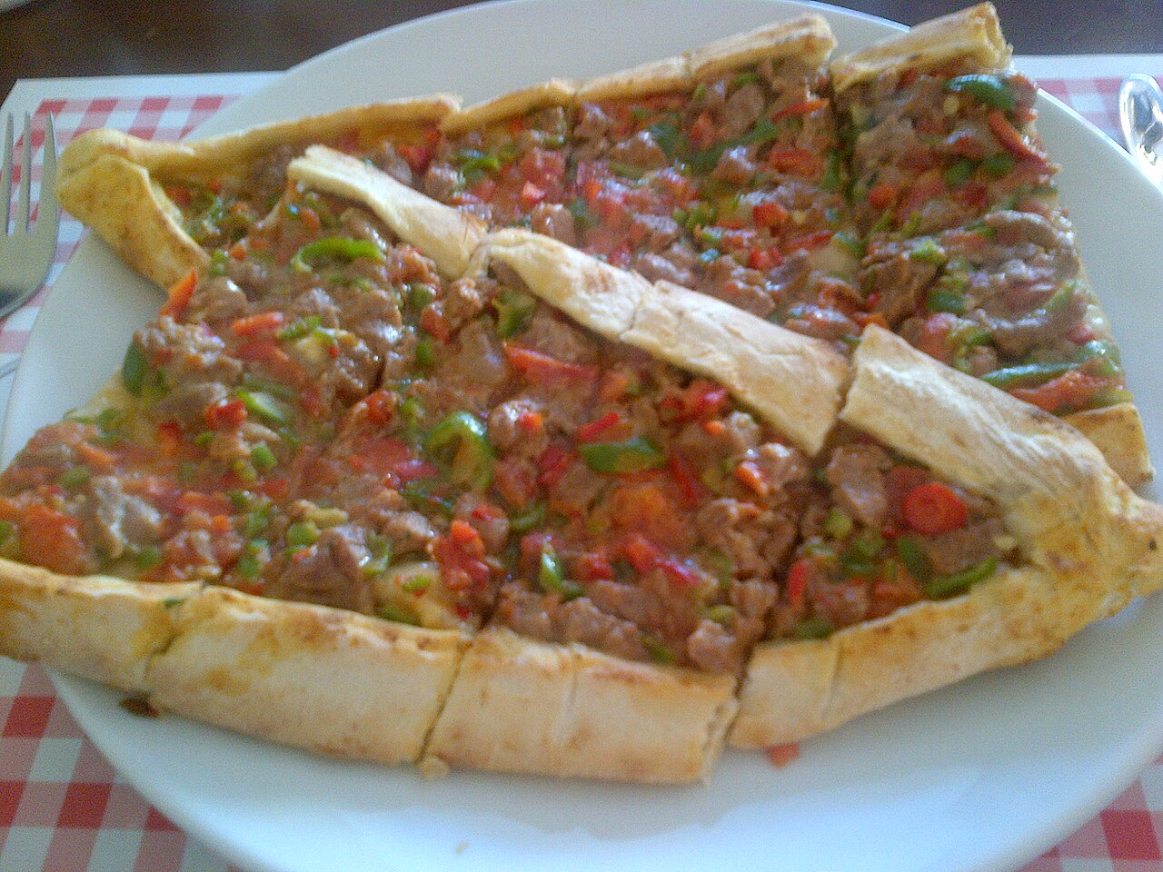 Peynirli Pide (Turkish Boat-Shaped Flatbread with Cheese)