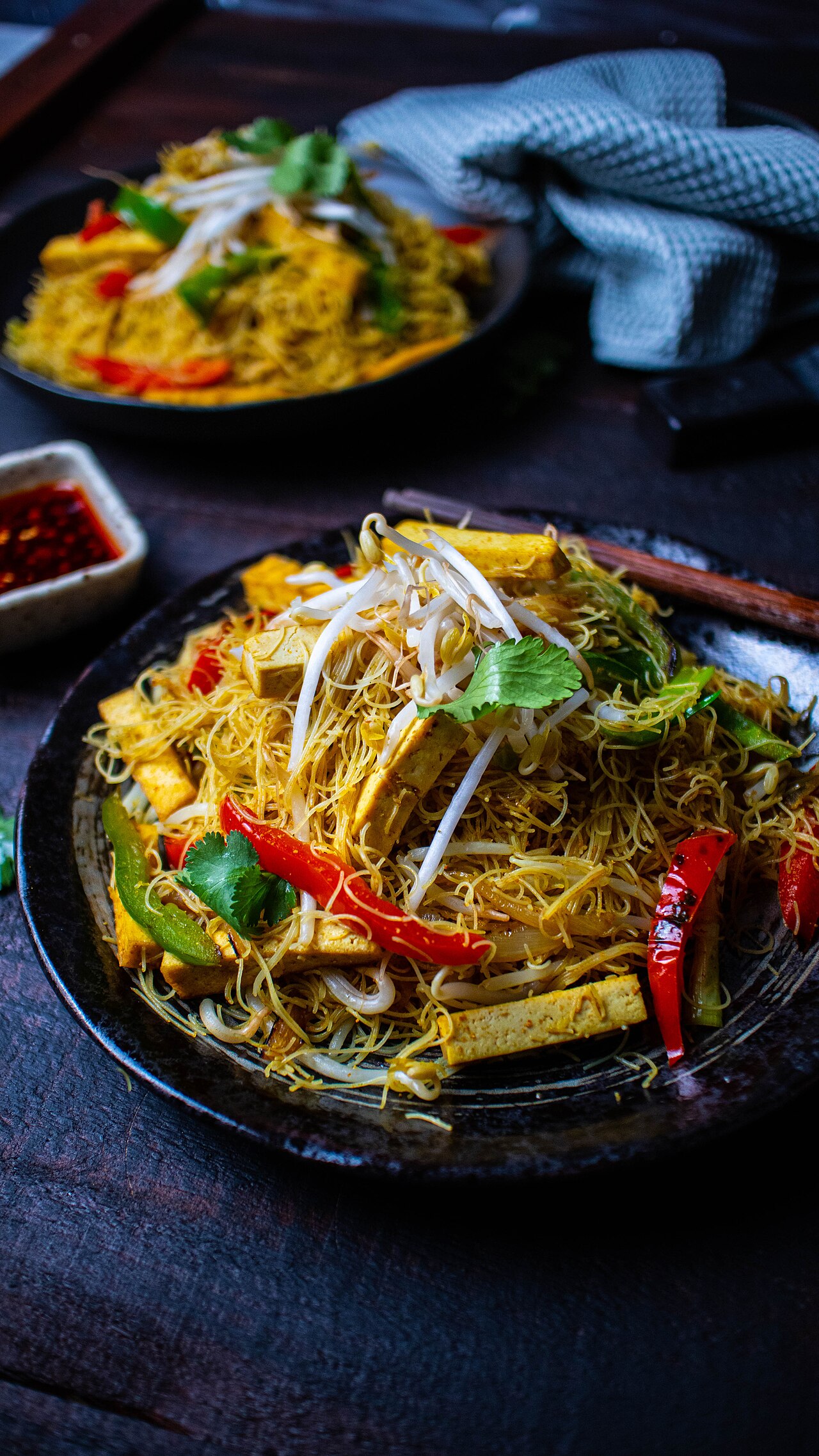 Vegetarian Bee Hoon (Singapore Fried Rice Vermicelli with Vegetables)