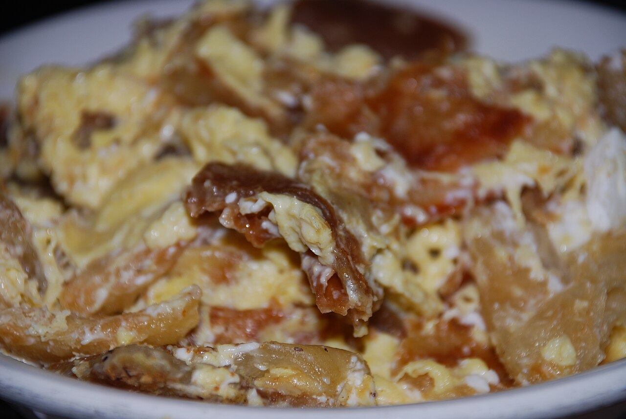 Fatoot (Yemeni Bread and Egg Scramble)