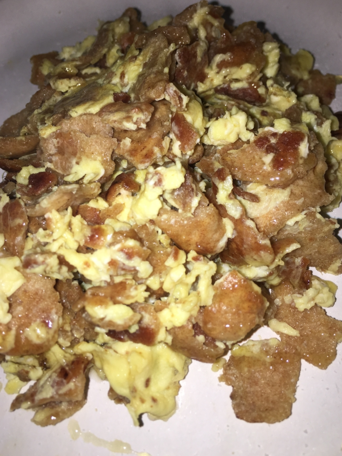 Fatoot Samneh (Yemenite Bread Fried in Samneh with Eggs and Honey)