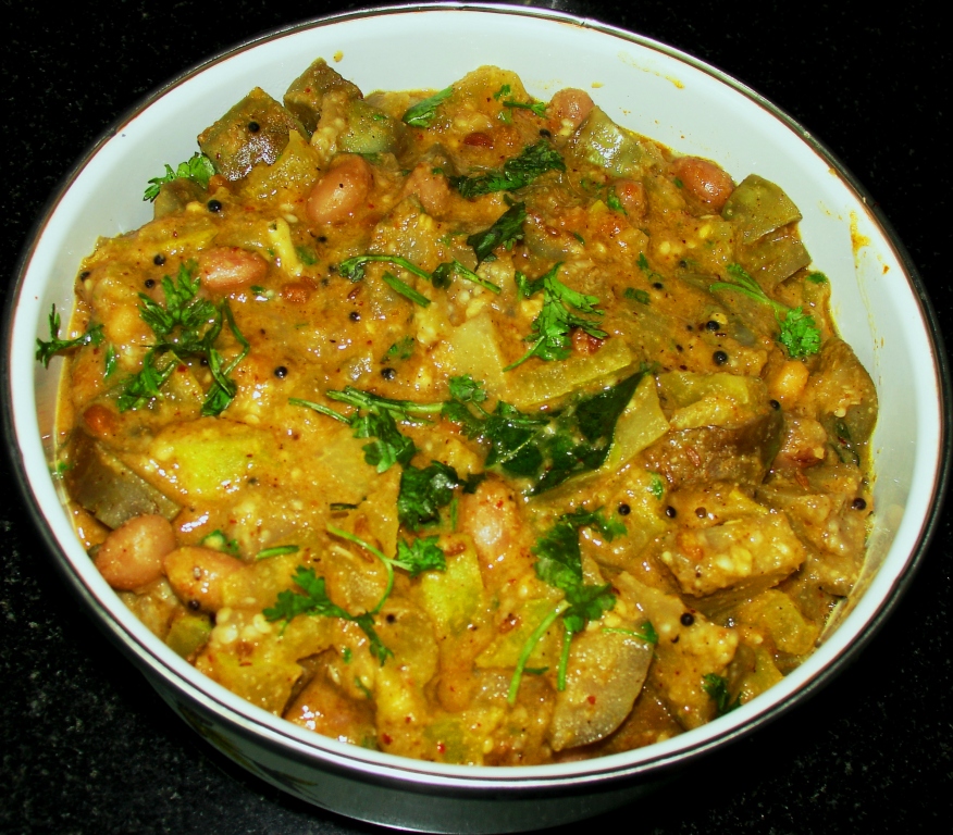 Koottukari (Kerala Black Chickpea and Vegetable Curry with Roasted Coconut)