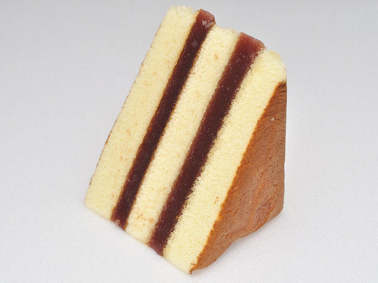 Siberia (Castella Sponge with Sweet Bean Jelly)