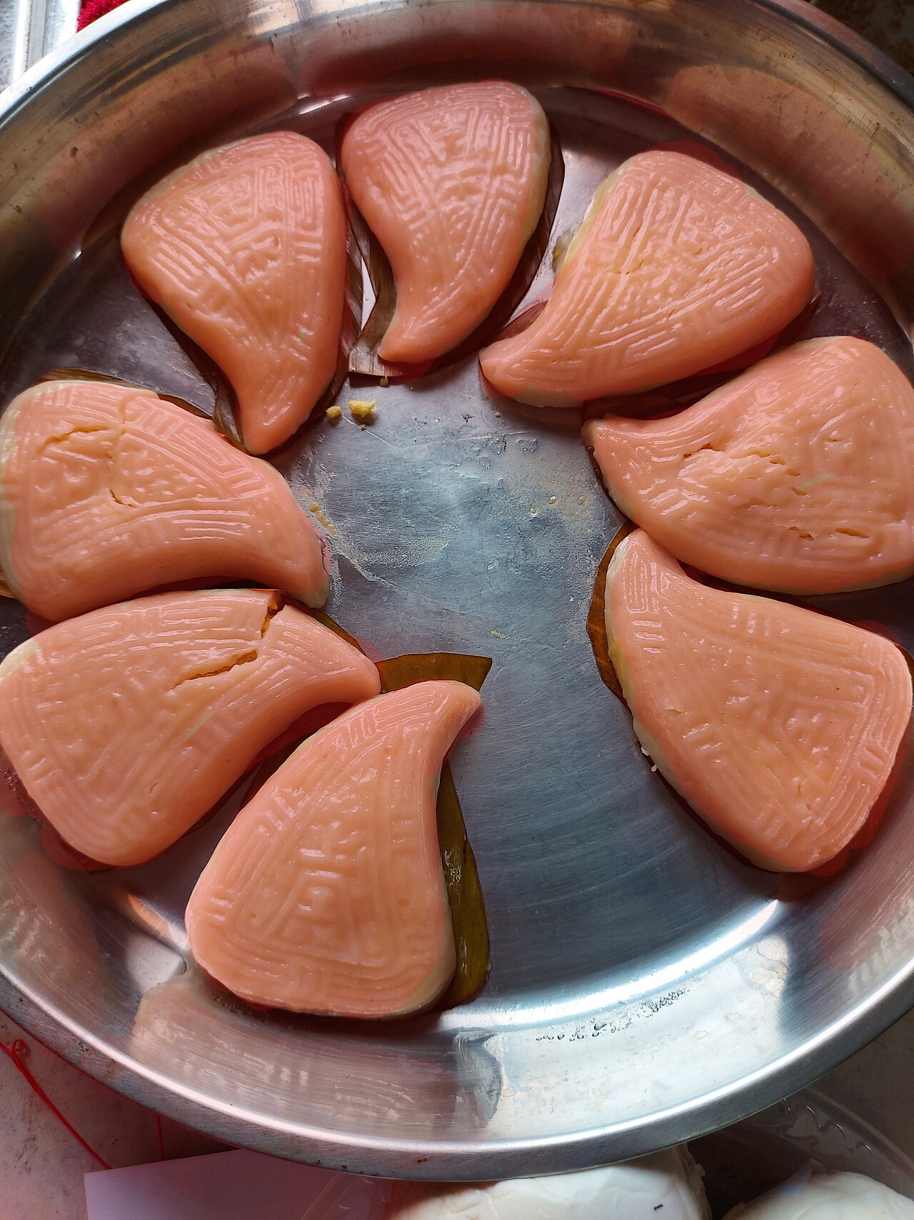 Ang Ku Kueh Peach Cake (Teochew Red Peach Glutinous Rice Kueh)