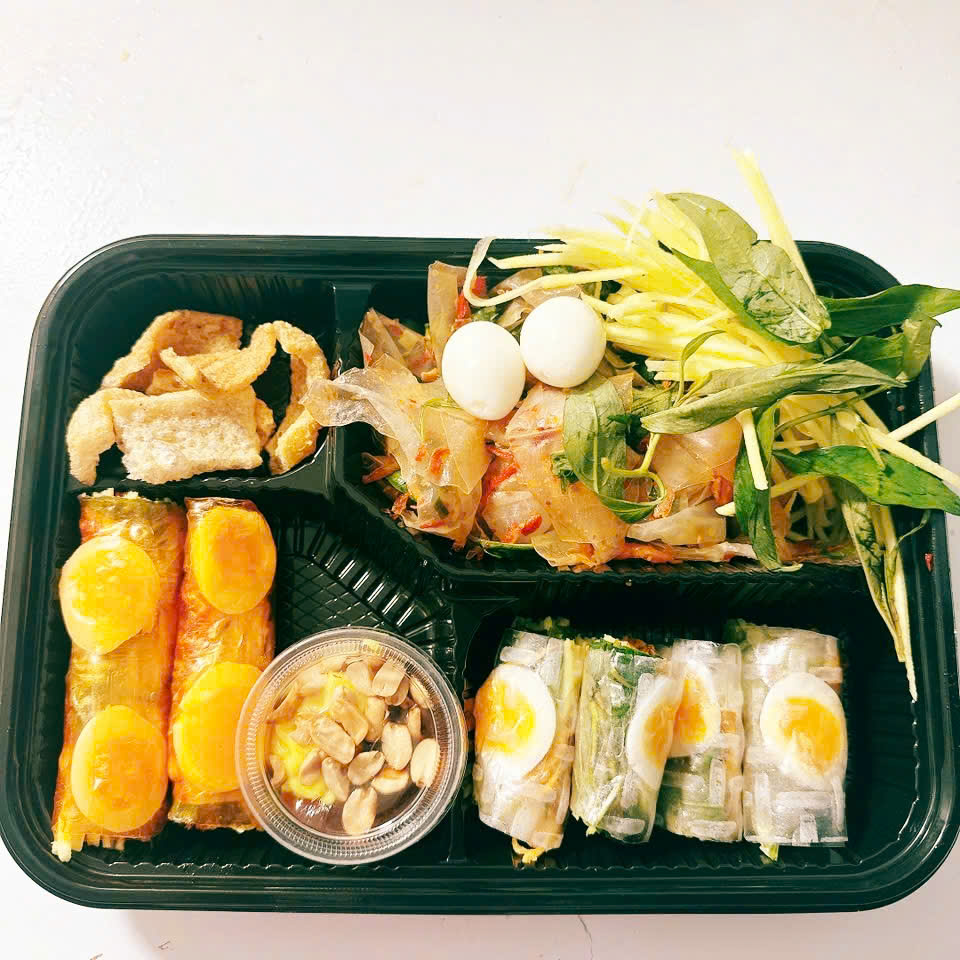 Signature Bento Box