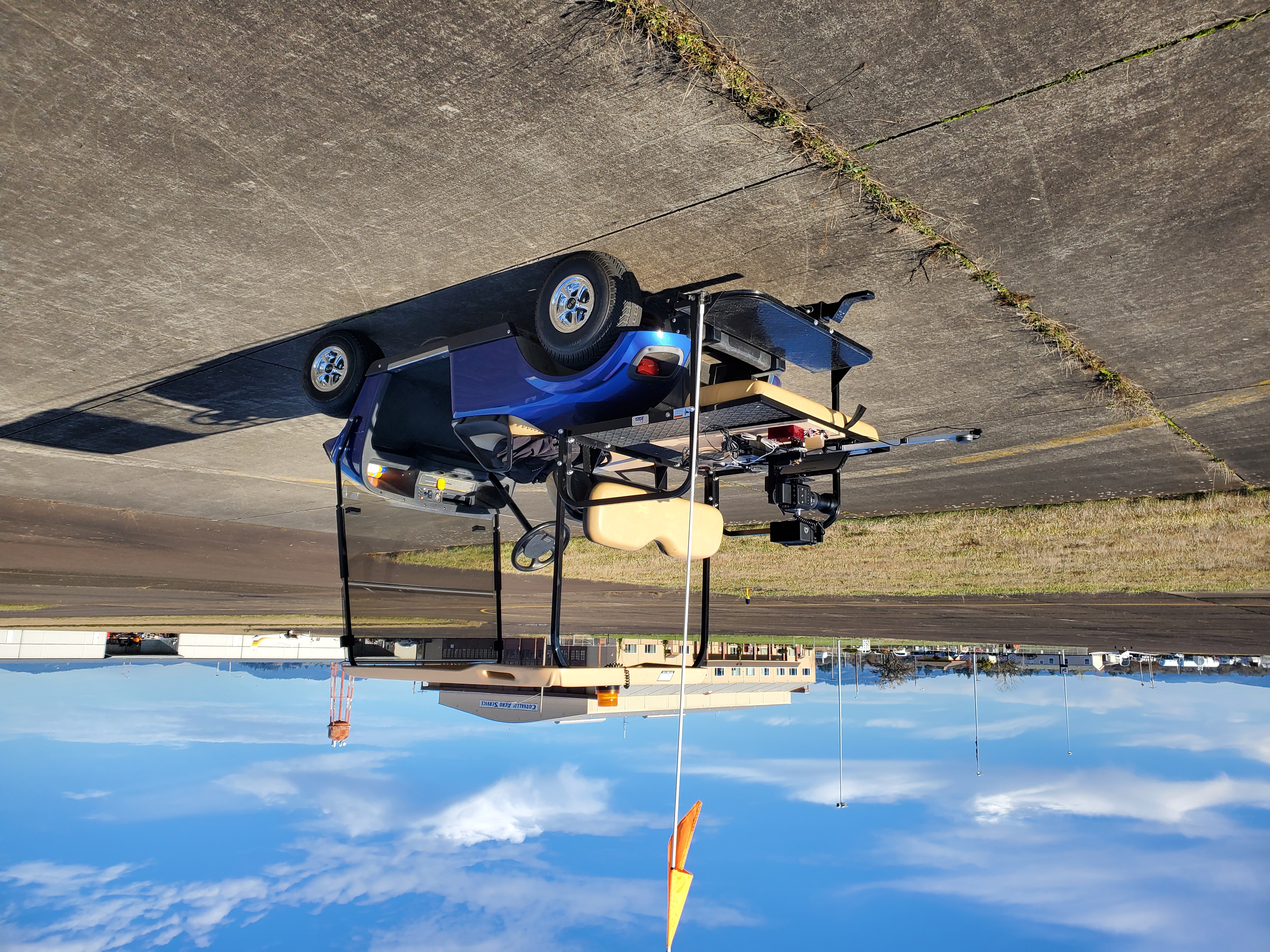 Ground station mounted on golf cart