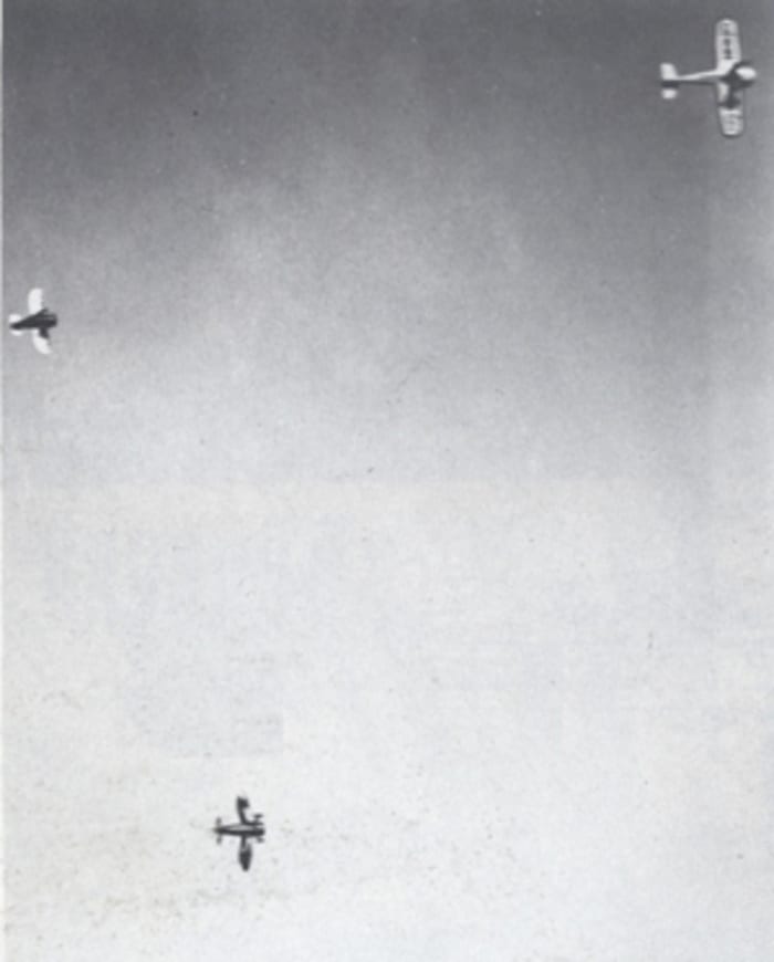 Film frame showing multiple aircraft during the 1932 Thompson Trophy race