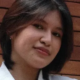 Naila Shakira Putrindari