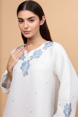 IKKXA Women Classic Floral Crystal Jalabiya - view 8