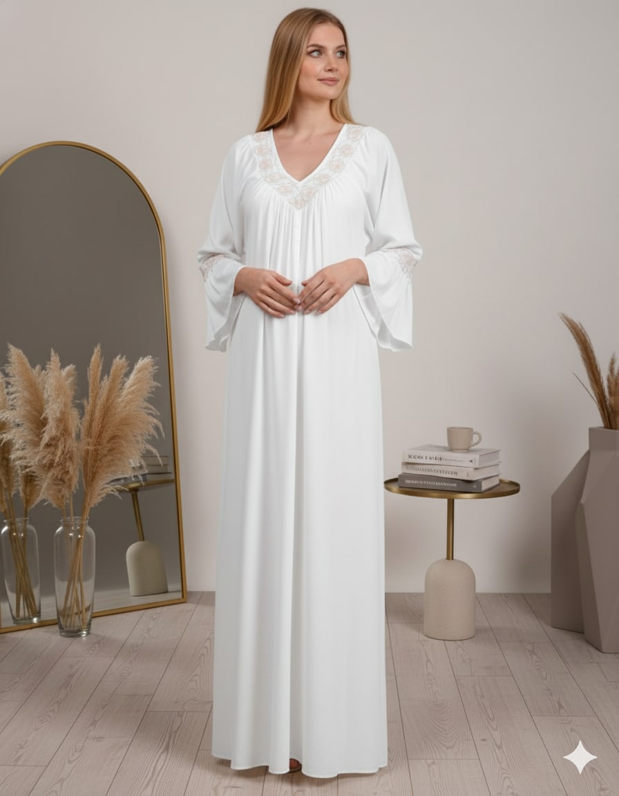 Maison Emarat Women's Night Gown