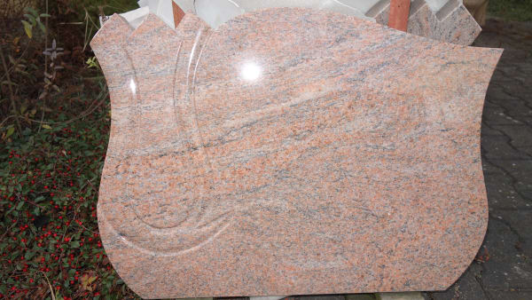 Pomníky a podstavce 1