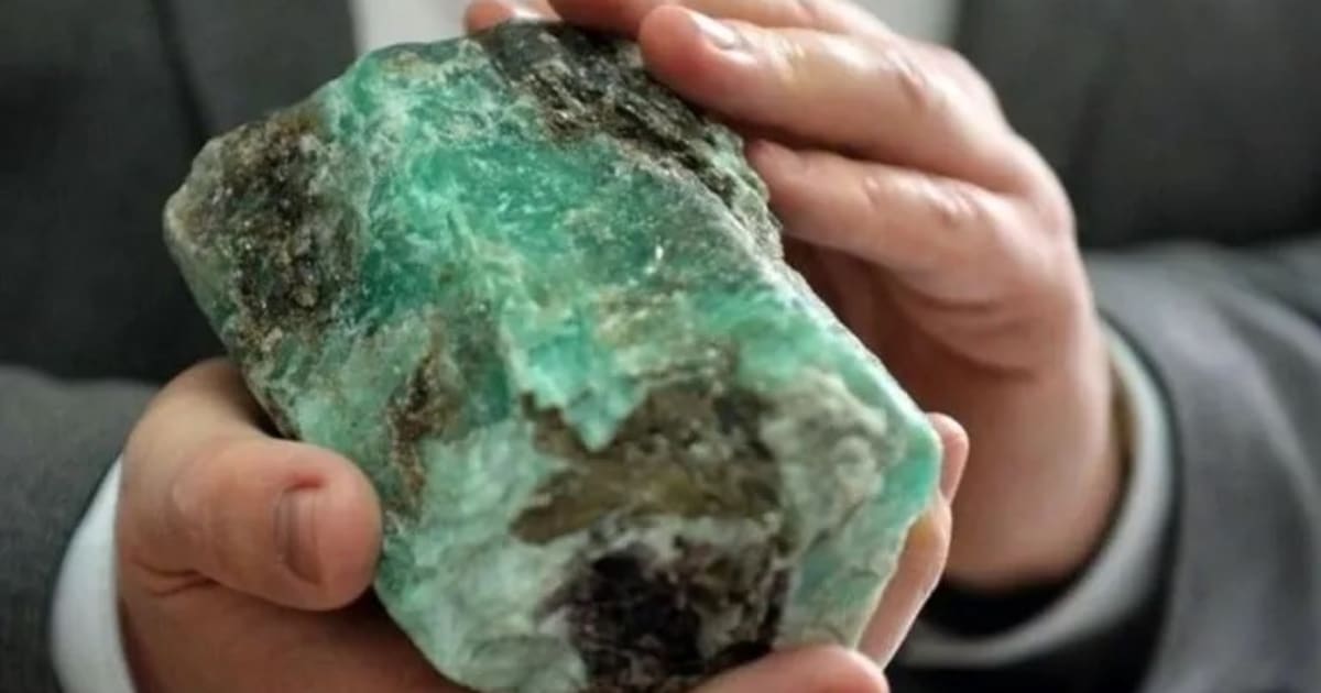 شناسایی ۱۰ نوع مواد معدنی در پنجشیر؛ نگرانیها از استخراج غیرقانونی
