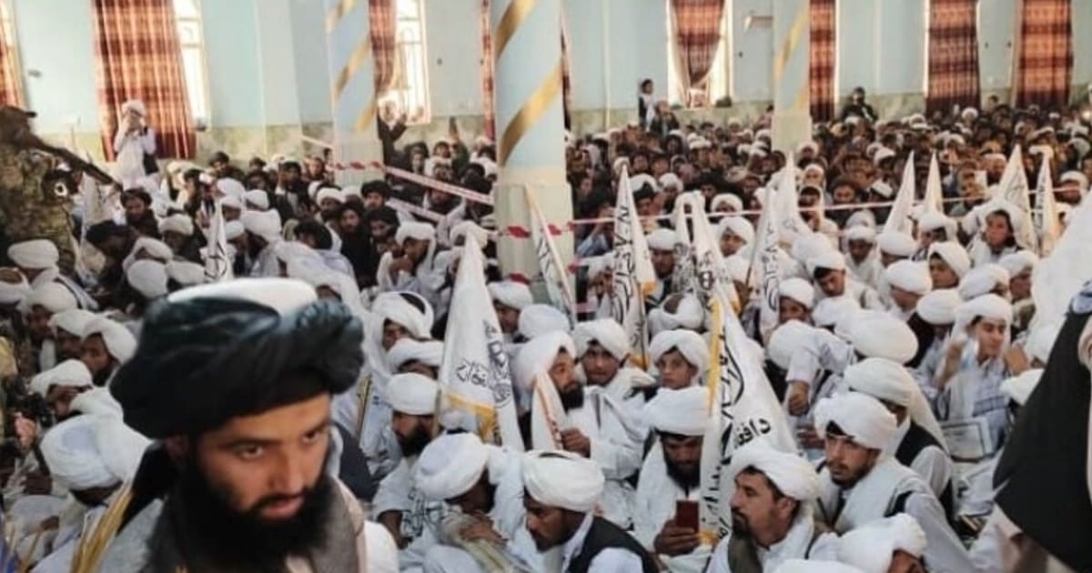 طالبان از فارغان مدارس دینی آزمون تثبیت سویه گرفتند