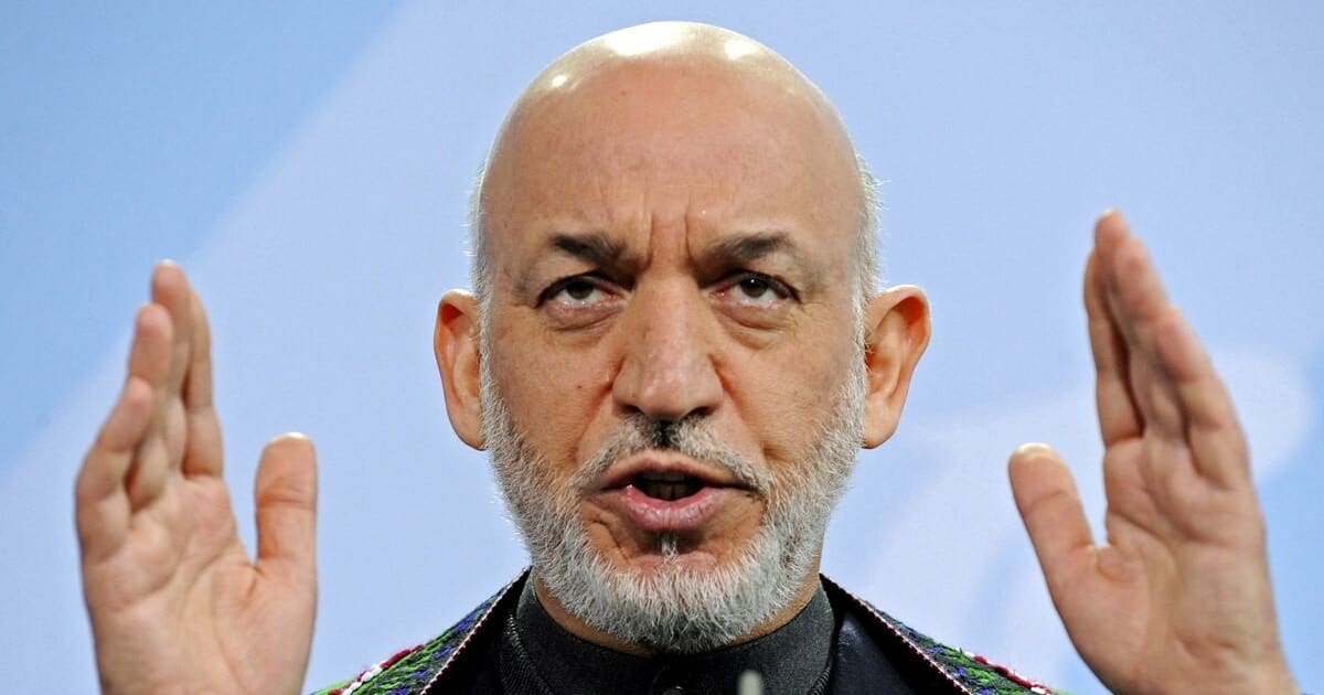 کرزی: توسعه‌ی کشور بدون آموزش دختران و پسران ممکن نیست