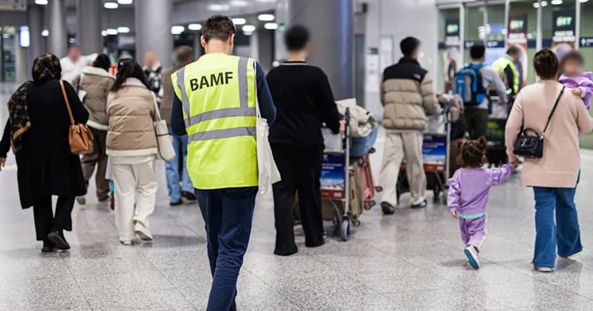انتقال ۵۲ پناه‌جوی افغانستان از پاکستان به آلمان