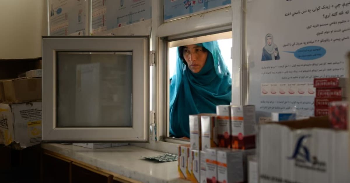 گاردین: زنان افغانستان برای جلوگیری از تولد دختر، سقط جنین می‌کنند