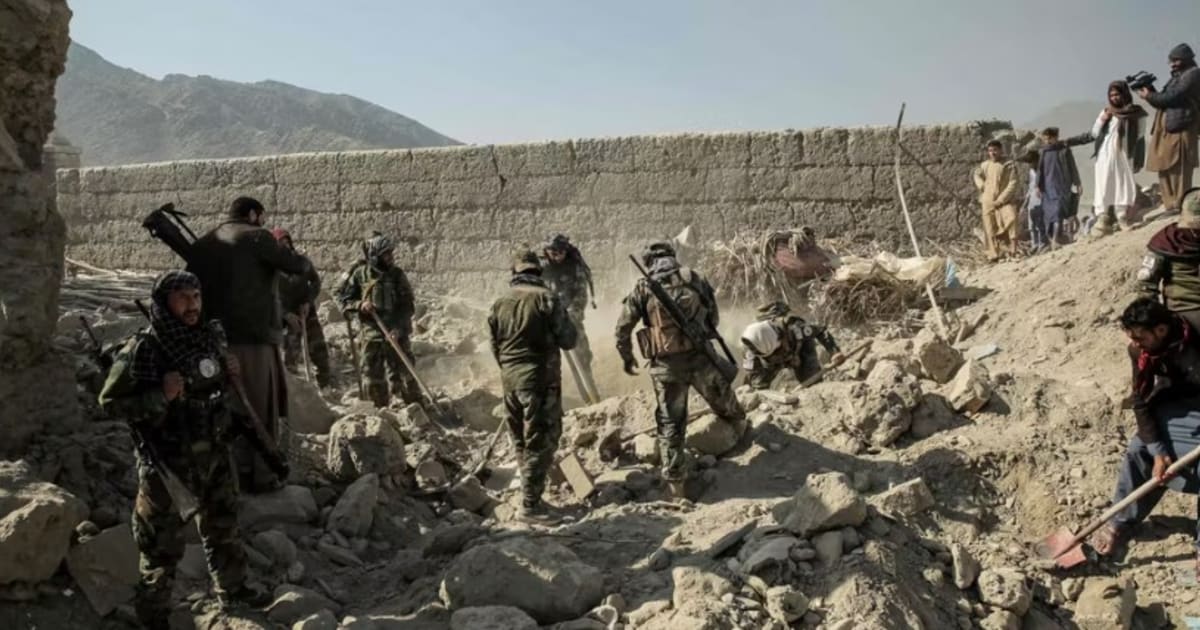 درگیری‌ها میان اداره‌ی کابل و پاکستان با حملات متقابل و آمار متضاد تلفات