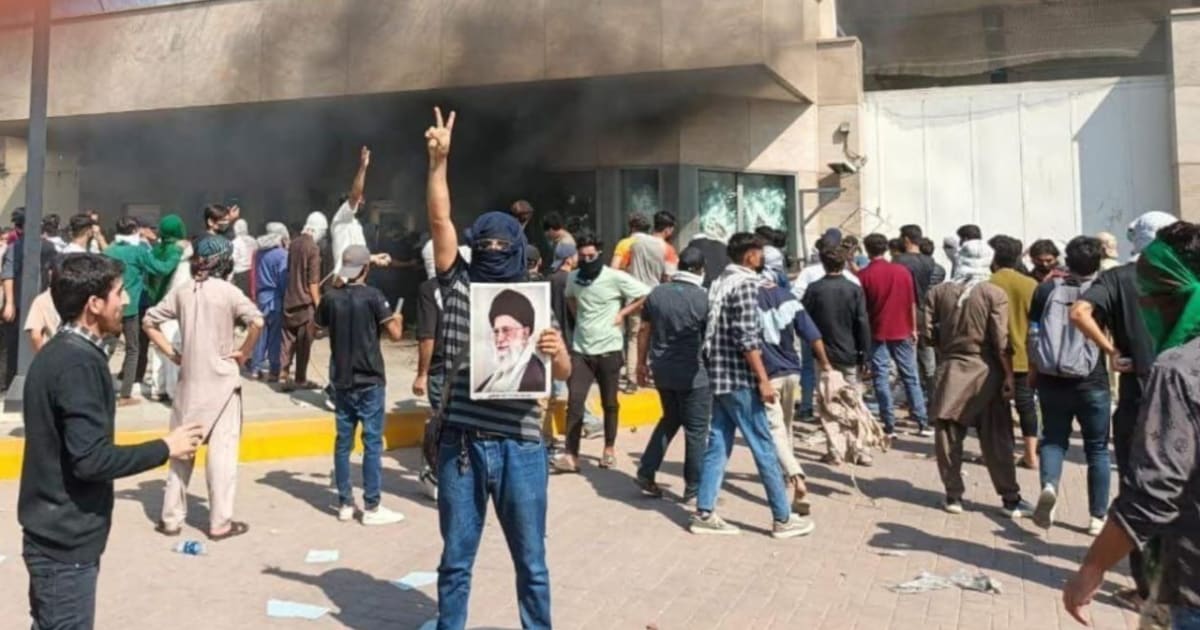 اعتراضات مقابل قنسولگری امریکا در کراچی ۲۷ کشته و زخمی برجای گذاشت 