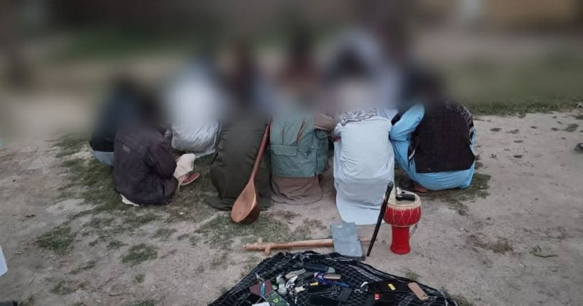 بازداشت ۲۱ نفر در تخار به اتهام با نواختن موسیقی