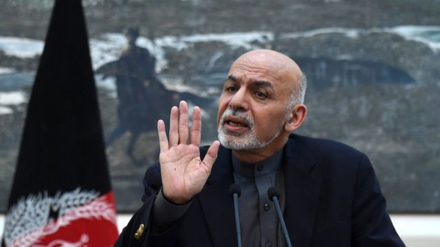 اشرف غنی از سرنوشت تلخ مهاجران افغانستان ابراز نگرانی کرد