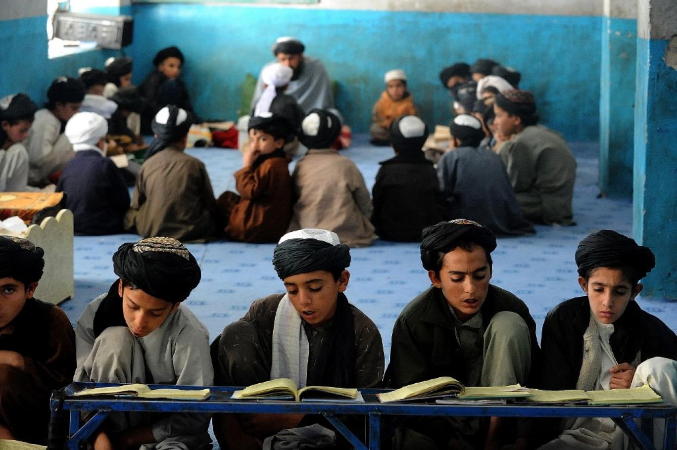 مدرسه‌سازی و بازتولید افراطیت